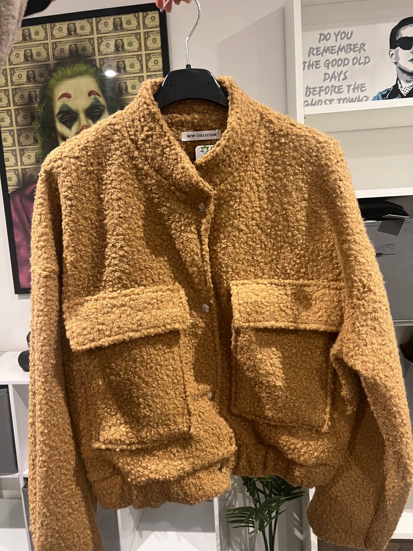 Boucle bomber in camel